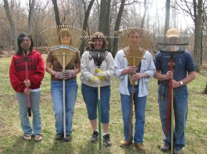 Everyone pitches in to do yardwork at Stormy's parents house